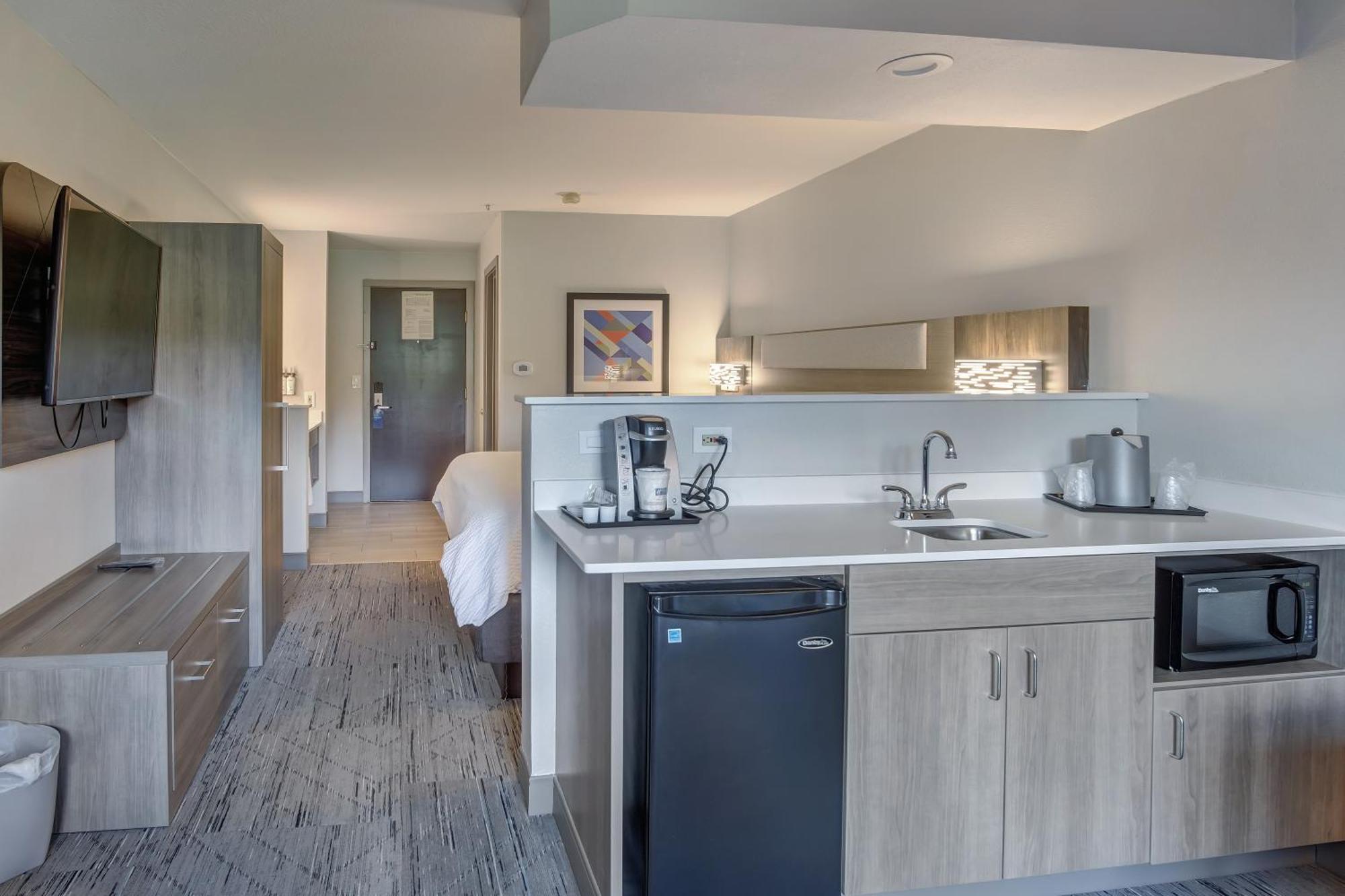 Holiday Inn Express Portland East - Columbia Gorge By Ihg Траутдейл Экстерьер фото