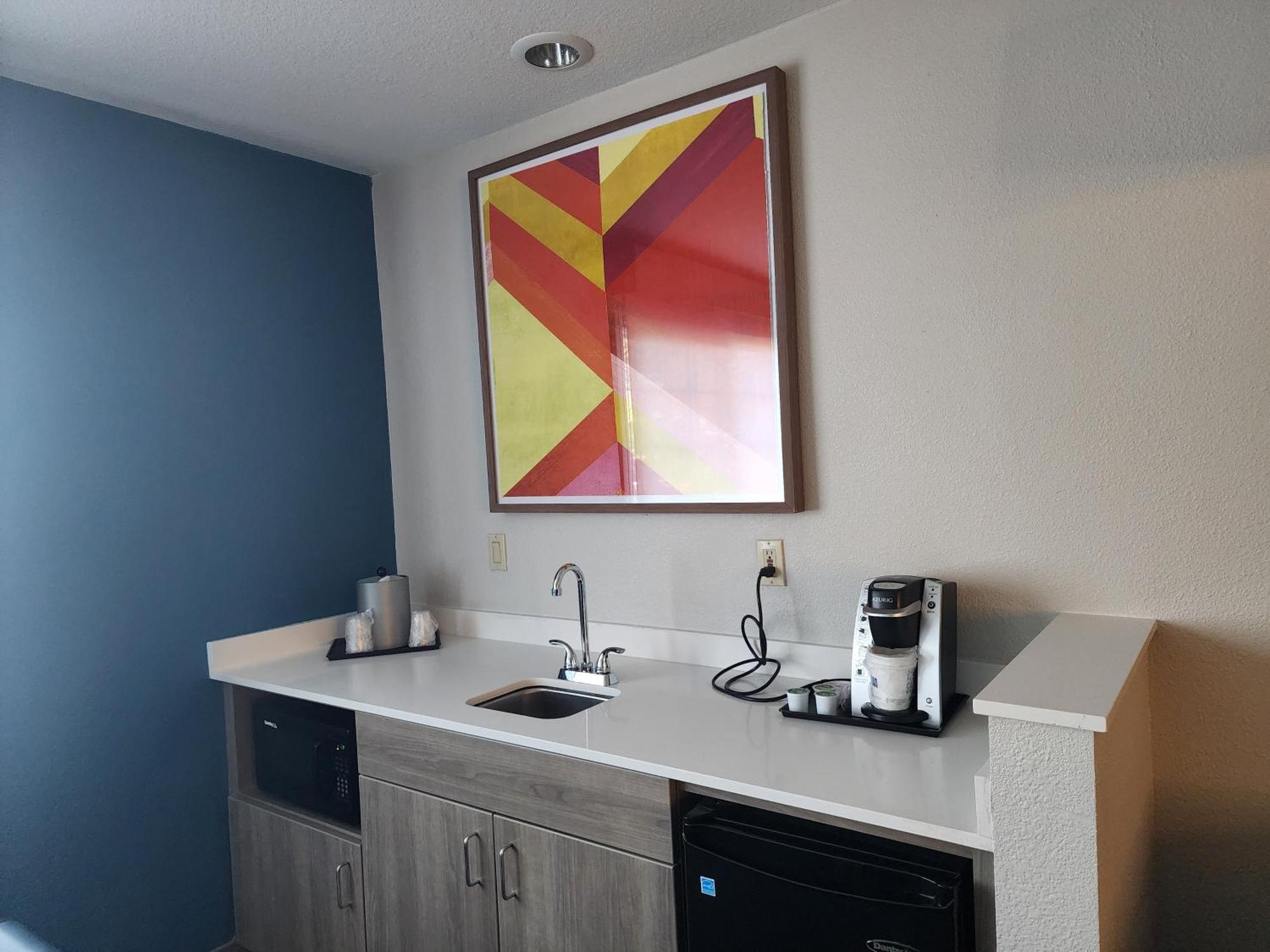 Holiday Inn Express Portland East - Columbia Gorge By Ihg Траутдейл Экстерьер фото