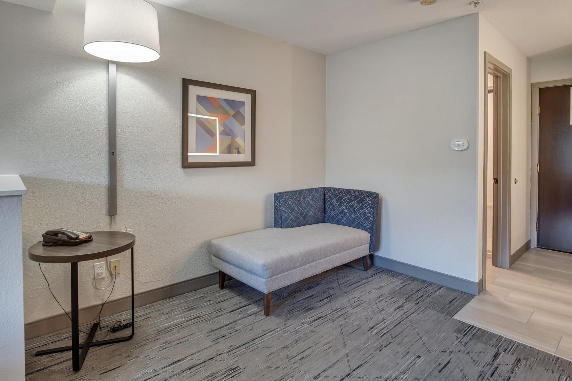 Holiday Inn Express Portland East - Columbia Gorge By Ihg Траутдейл Экстерьер фото