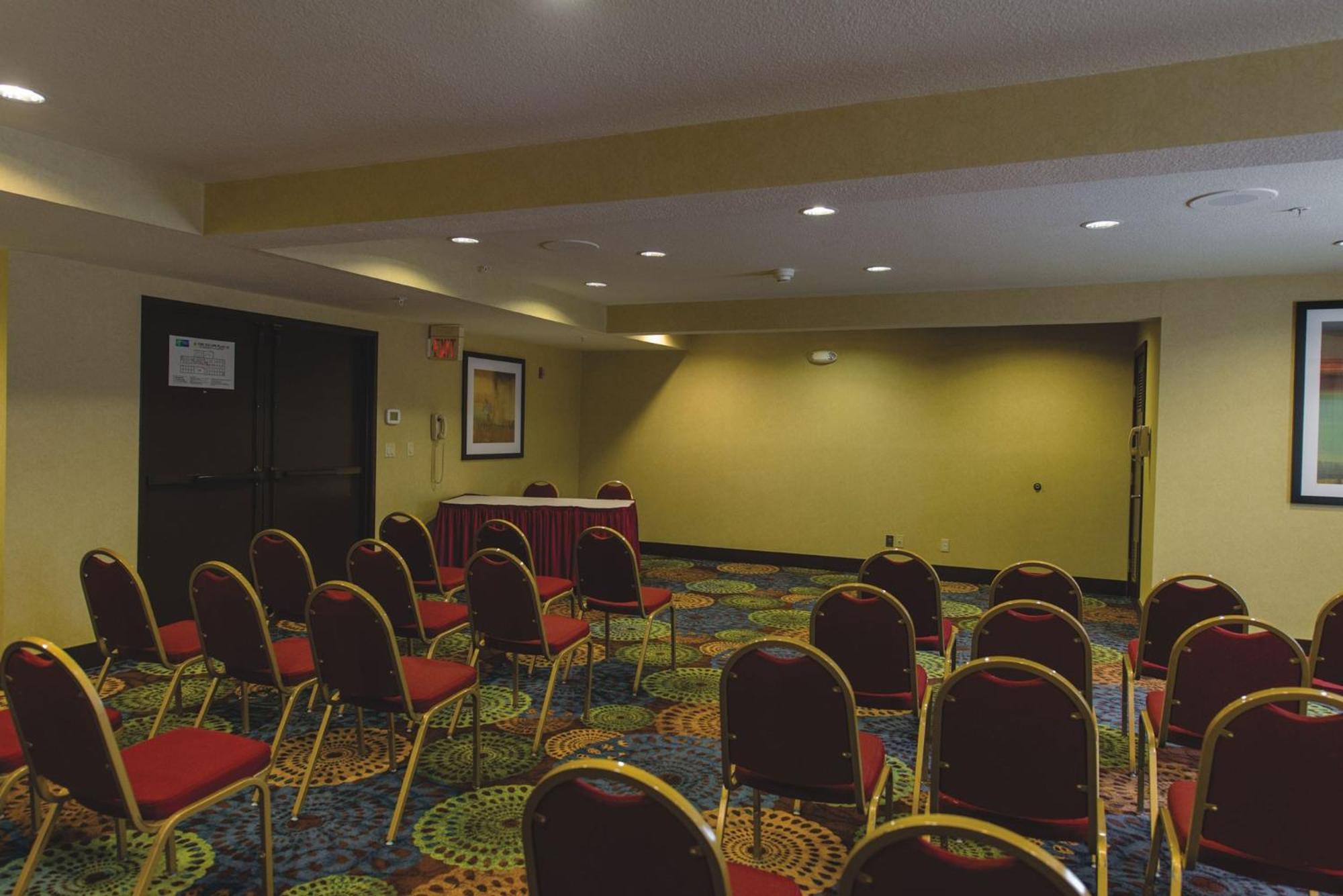 Holiday Inn Express Portland East - Columbia Gorge By Ihg Траутдейл Экстерьер фото